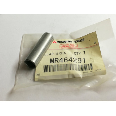 Exhaust Pipe Sleeve Mitsubishi MR464291