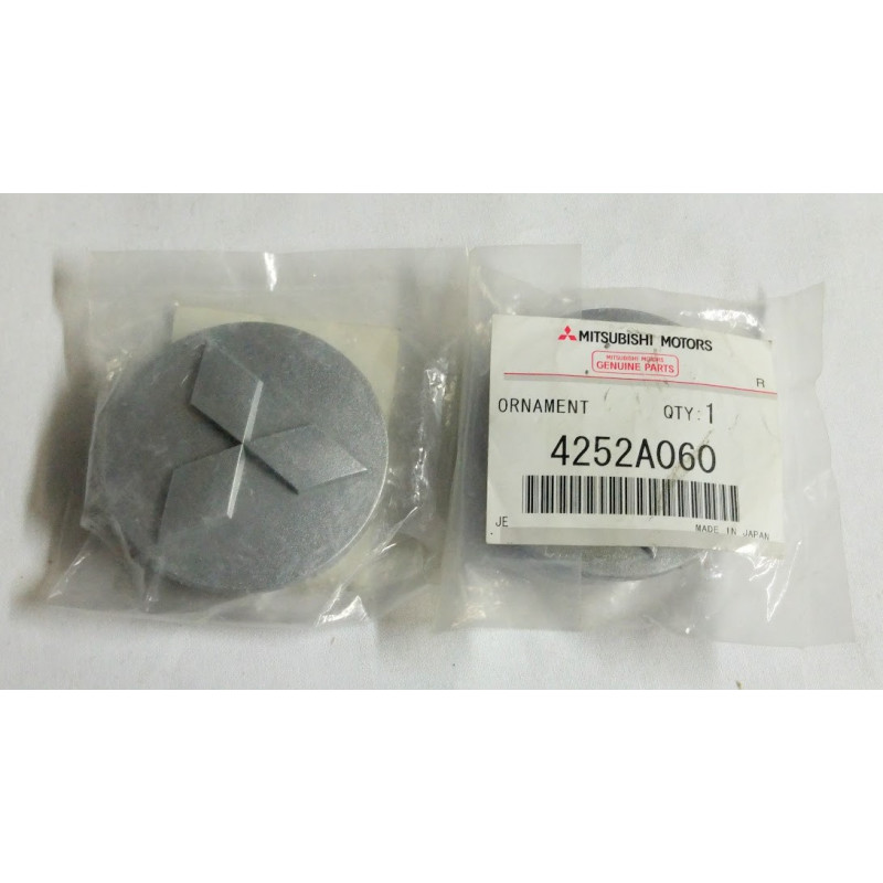 Cap, tarcza wheel, ctr, type vg, silver genuine Mitsubishi 4252A060