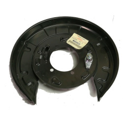 Cubierta disco de anclaje trasero L200 Pajero 04 MB858533