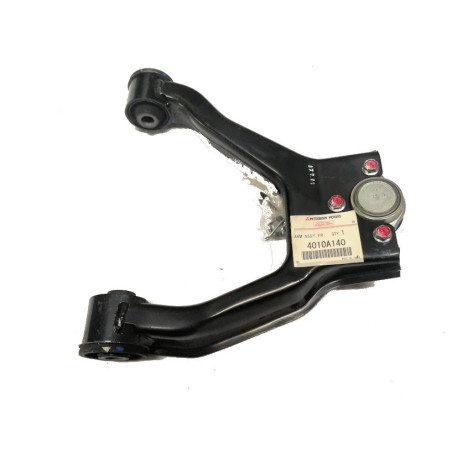 Right Control Arm Pajero Original Mitsubishi 4010A140