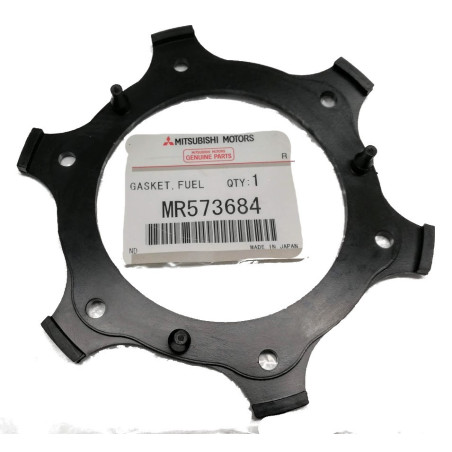 Fuel Tank Suction Gasket L200 06 Mitsubishi OEM MR573684