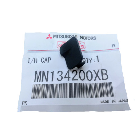 Tapa de tornillo lateral Lancer Outlander MN134200XB