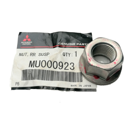 Nakrętka zawieszenia pajero MU000923