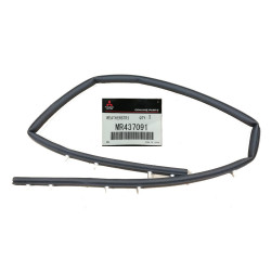 Haubendichtung, hinten Pajero MR437091