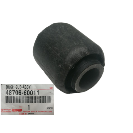 Tuleja drążka panharda Toyota land cruiser 48706-60011