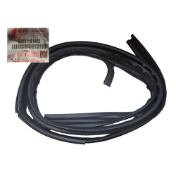 Uszczelka szyby drzwi prawych Suzuki Jimny 83661-81A02