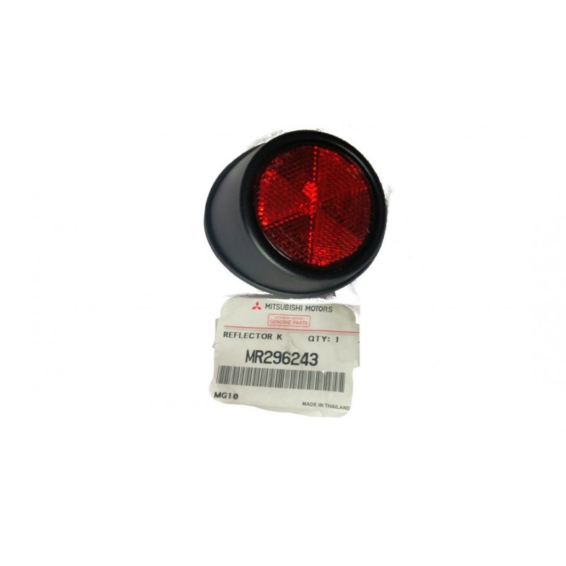 Réflecteur arrière gauche Mitsubishi L200 1996-2006 MR296243