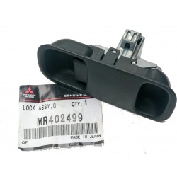 Glove Box Lock Pajero III MR402499